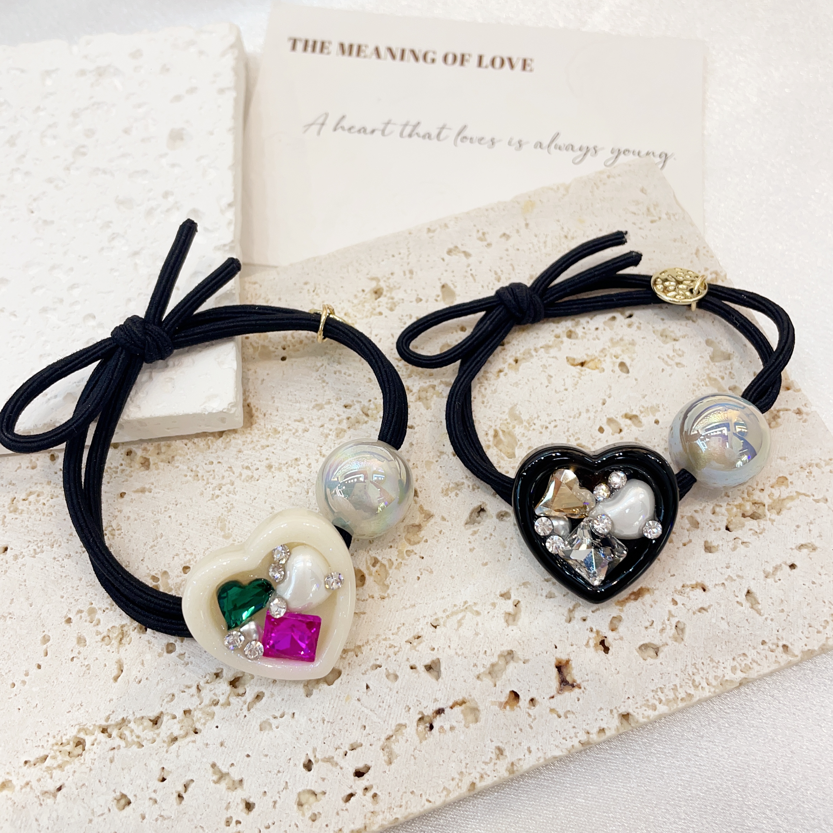 The 2024 new silver hairpin is a high-end and elegant zircon leather band headwear for girls, a beautiful accessory