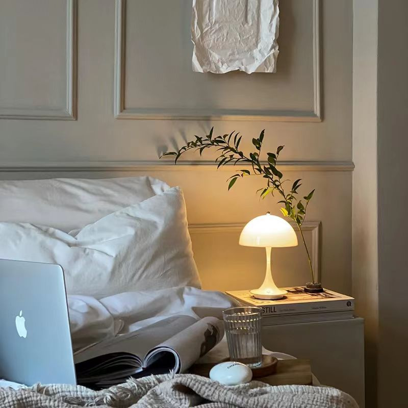 Danish Design Touch Mushroom Table Lamp Lamp Outdoor Home Living Room Study Small Night Light Wireless Charging Atmosphere Light Application Scenario