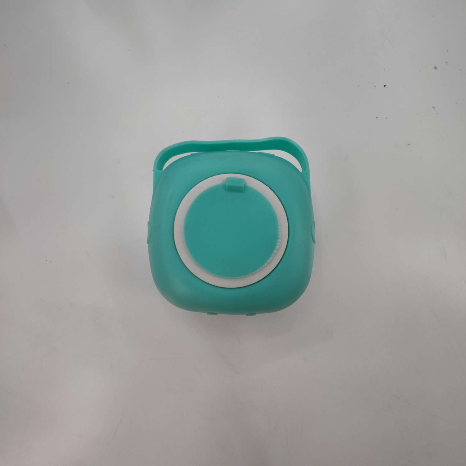 Facial Brush
Blue