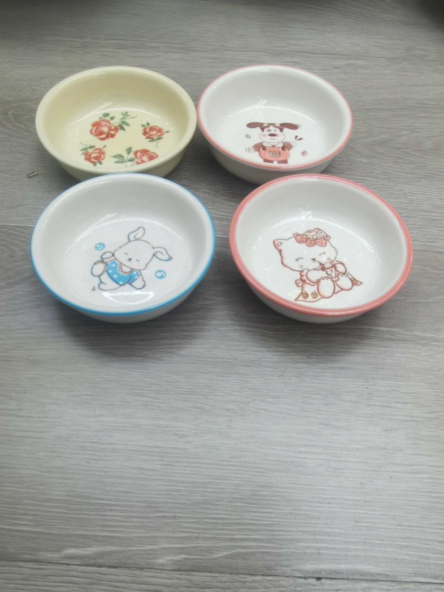 陶瓷味碟   陶瓷沾料碟   味碟   小碟子居家必备日用百货 一站式购齐 其他居家日用品全面覆盖 家居生活更便利白底实物图