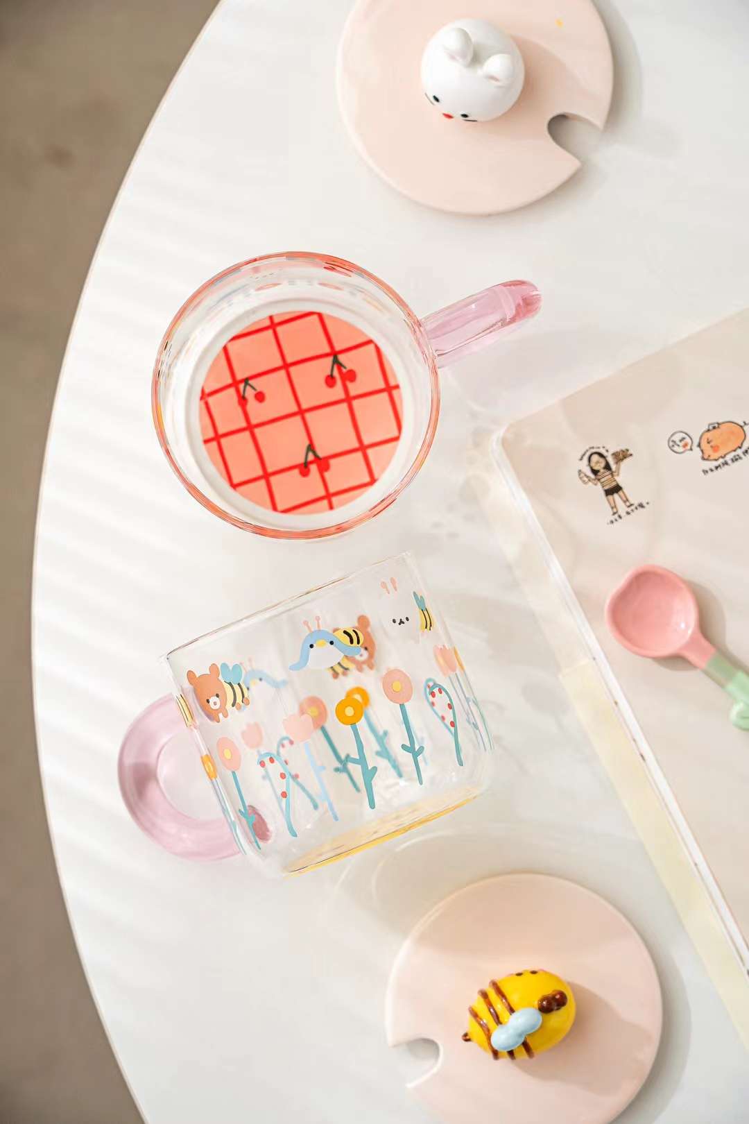 小蜜蜂，小兔子玻璃工艺品  玻璃杯  独特玻璃工艺品 美观耐用详情图9