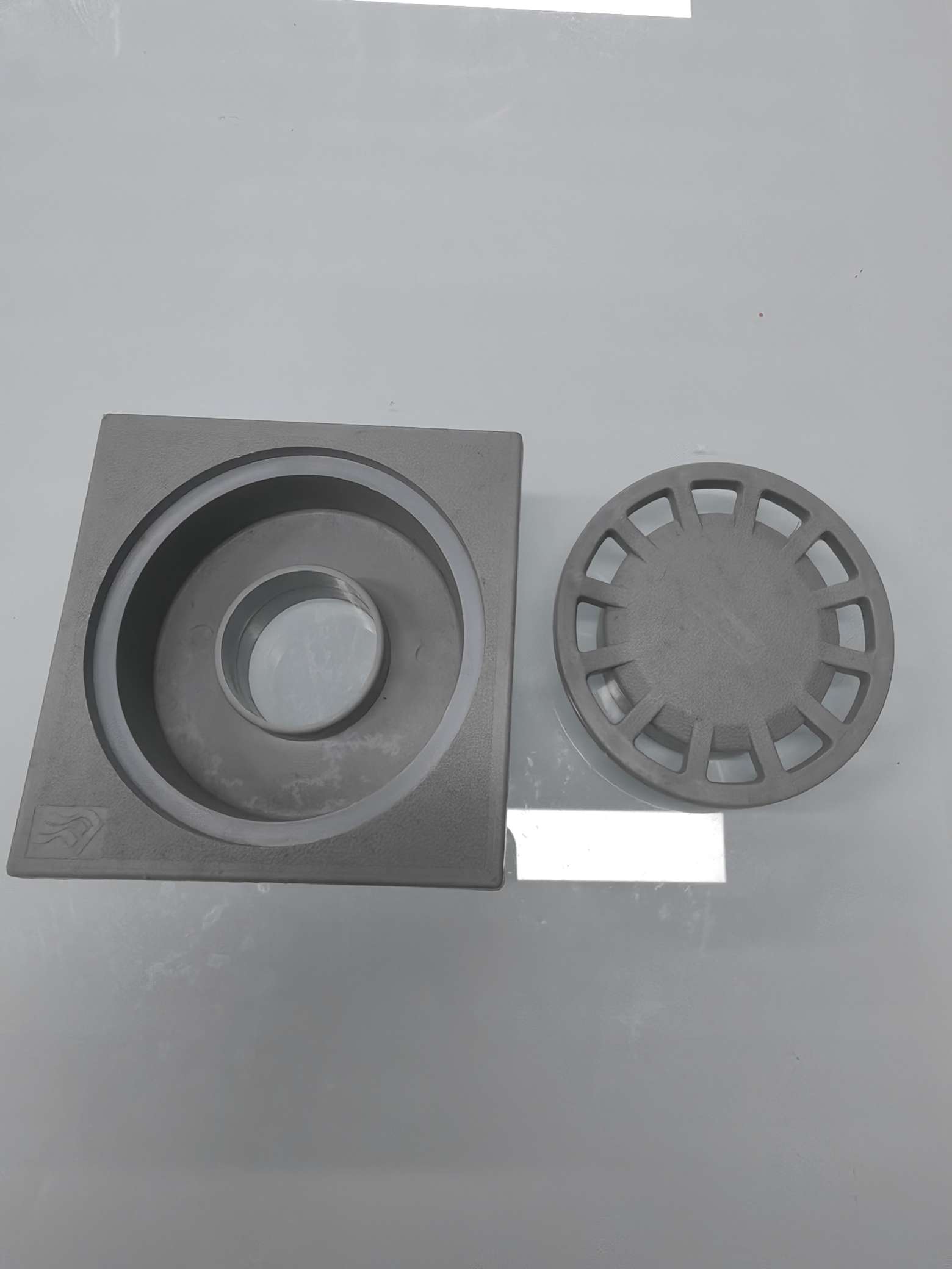 Plastic Floor Drain Bathroom Floor Drain Bathroom Floor Drain Deodorant Floor Drain Specification drawing