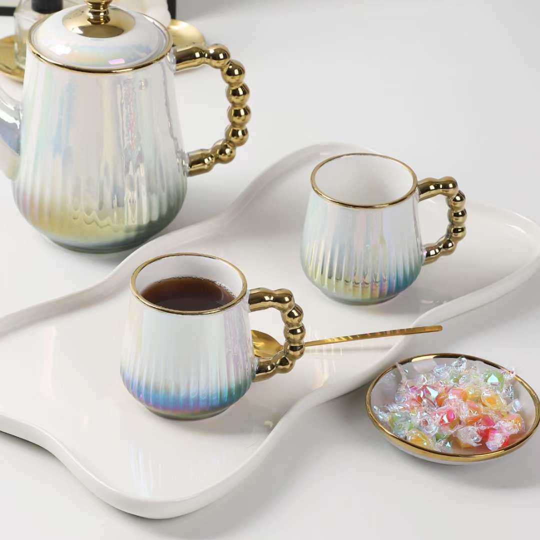 The daily necessities section offers a full range of essential items for home use and other small household items, making home life more convenient. Coffee pot and cup set combinations detail image 3