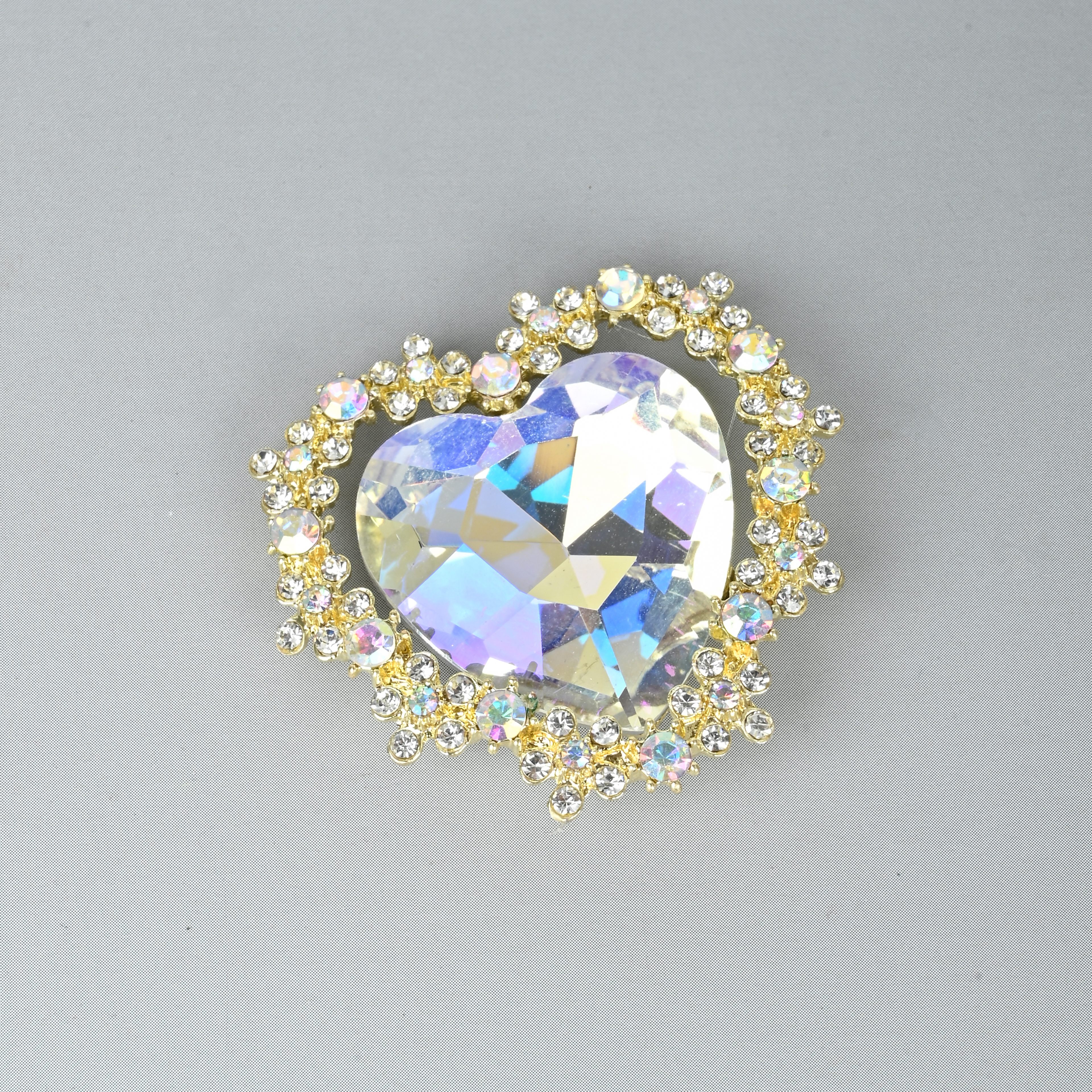 Wholesale of alloy accessories, large heart-shaped flower decoration accessories, and clothing accessories