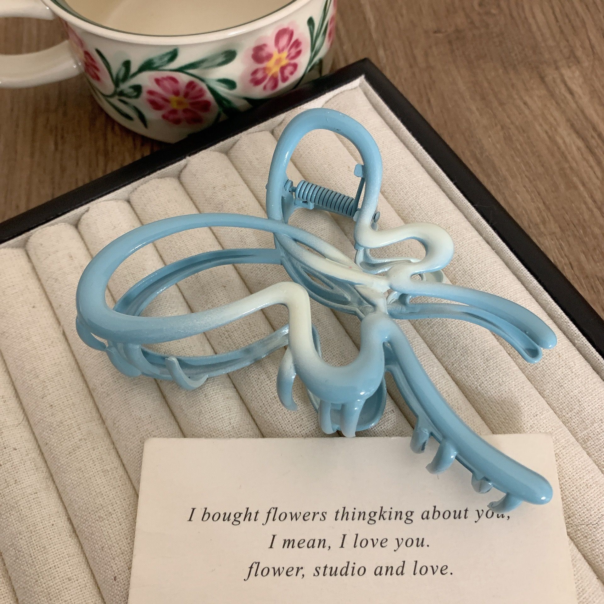 South Korea Summer Sweet Cool Girl Hair Grab Butterfly Cutout Design Grab Clip Cute Hair Clip Back Head Shark Clip Hair Accessories Blue details Picture