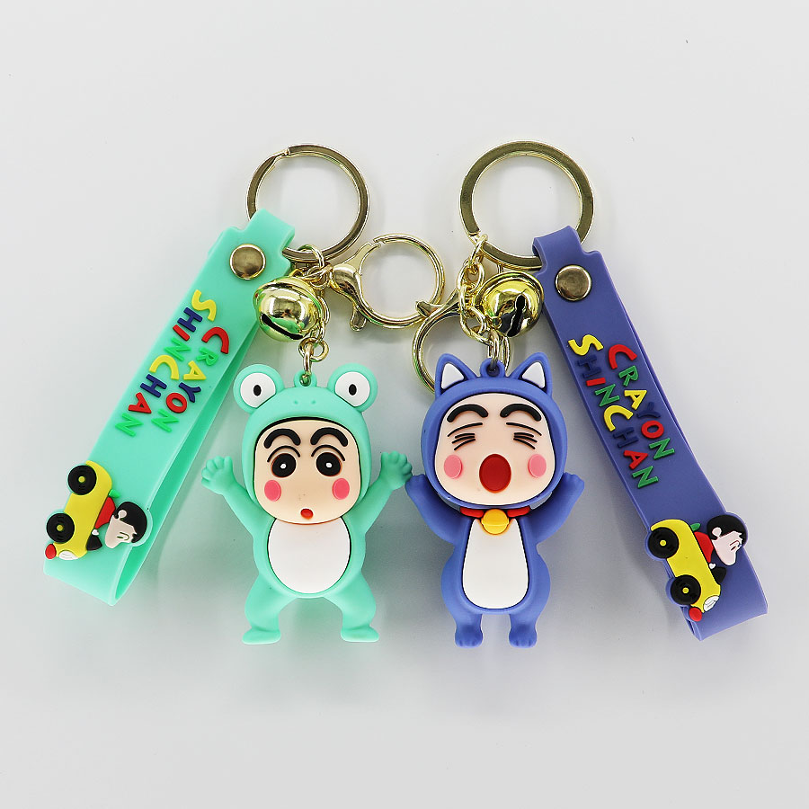 New Crayon Shin-chan cartoon cute keychain, couple car personalized key chain, creative schoolbag pendant Application Scenario