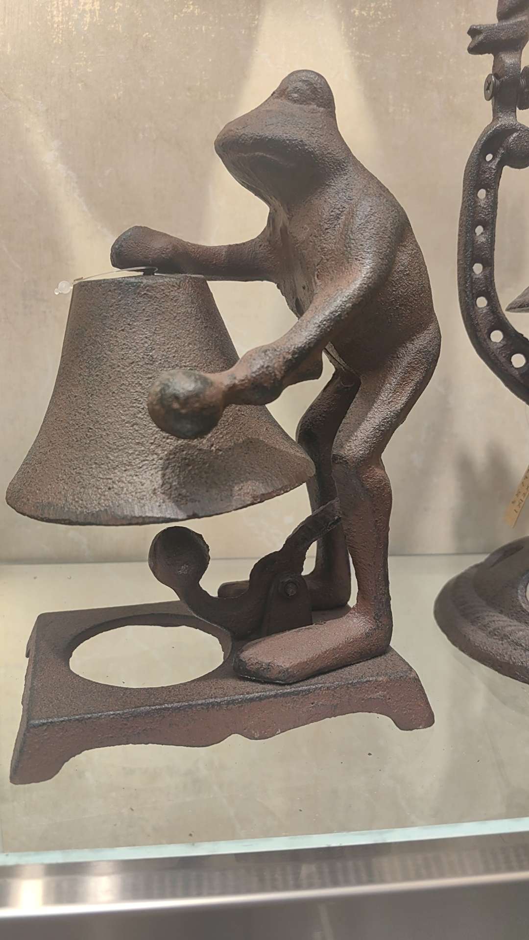 铸铁台铃