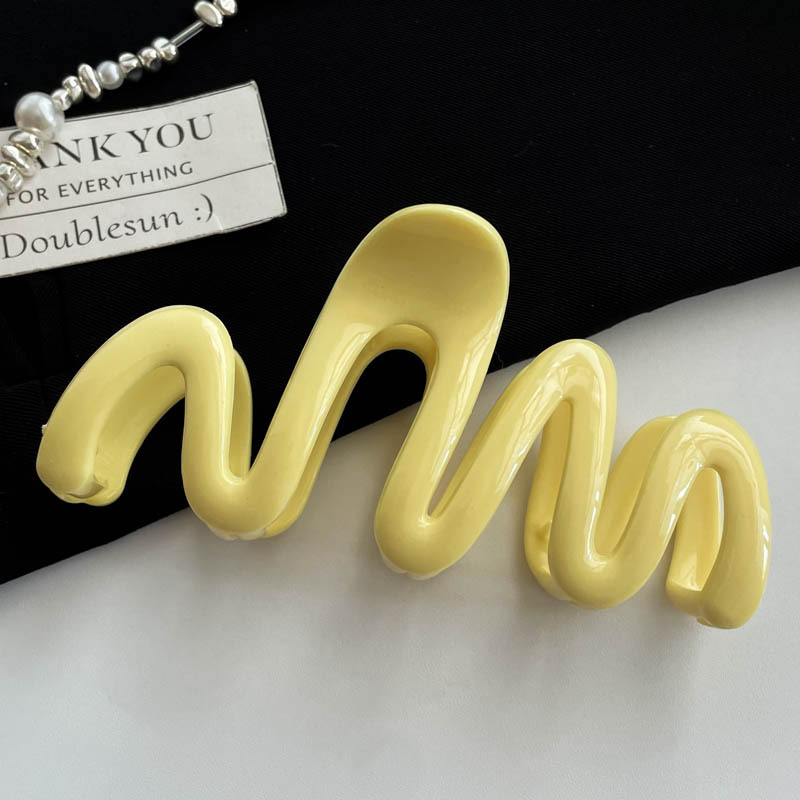 13Cm Wave Frosted Cream Yellow Oversized Cream Dopamine Wave Grab Clip Summer Hair Clip Women's Back Of The Head Bun Shark Clip Simple Headwear