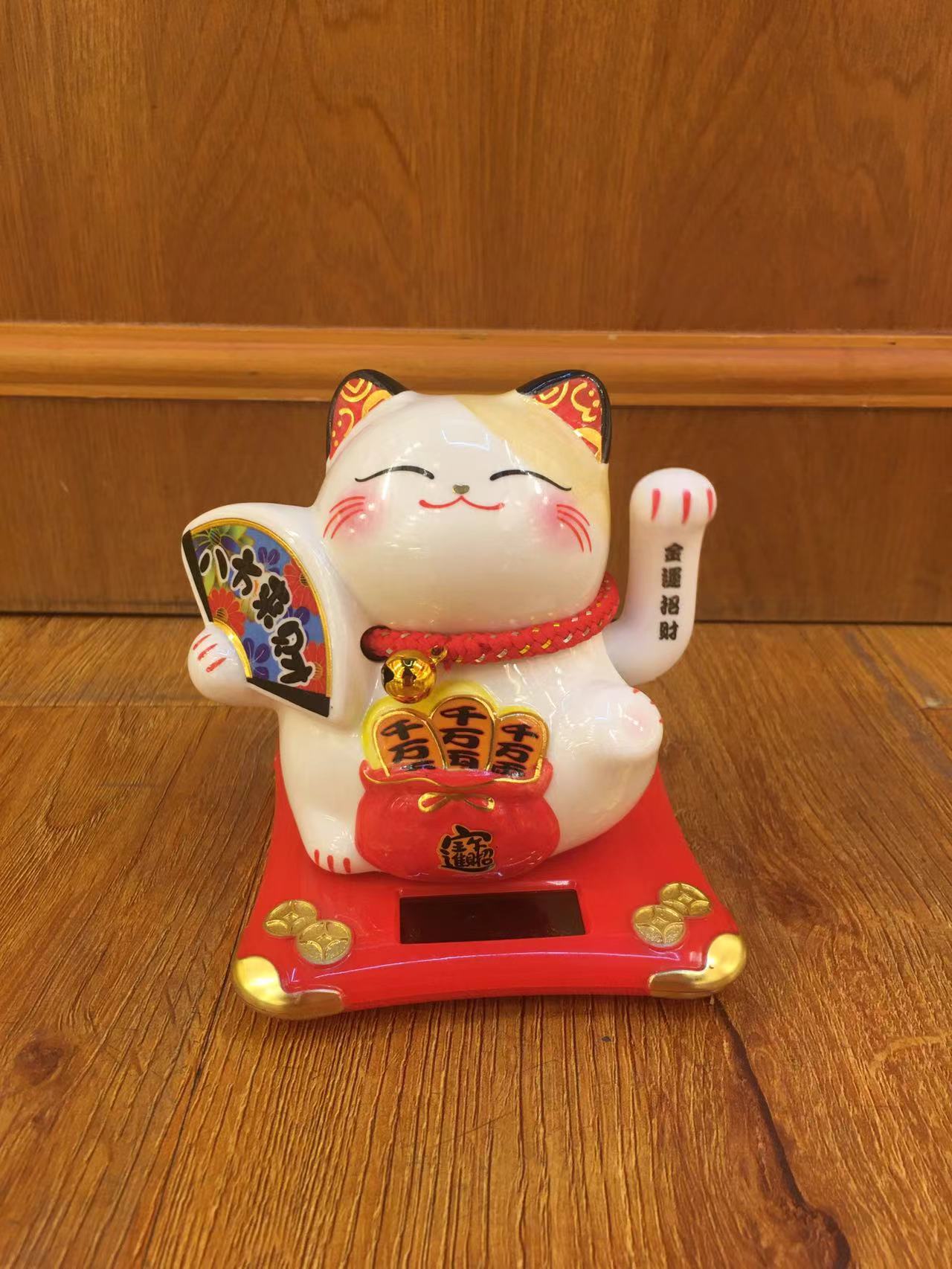千客万来八方来财太阳能摇手摆件新款招财猫