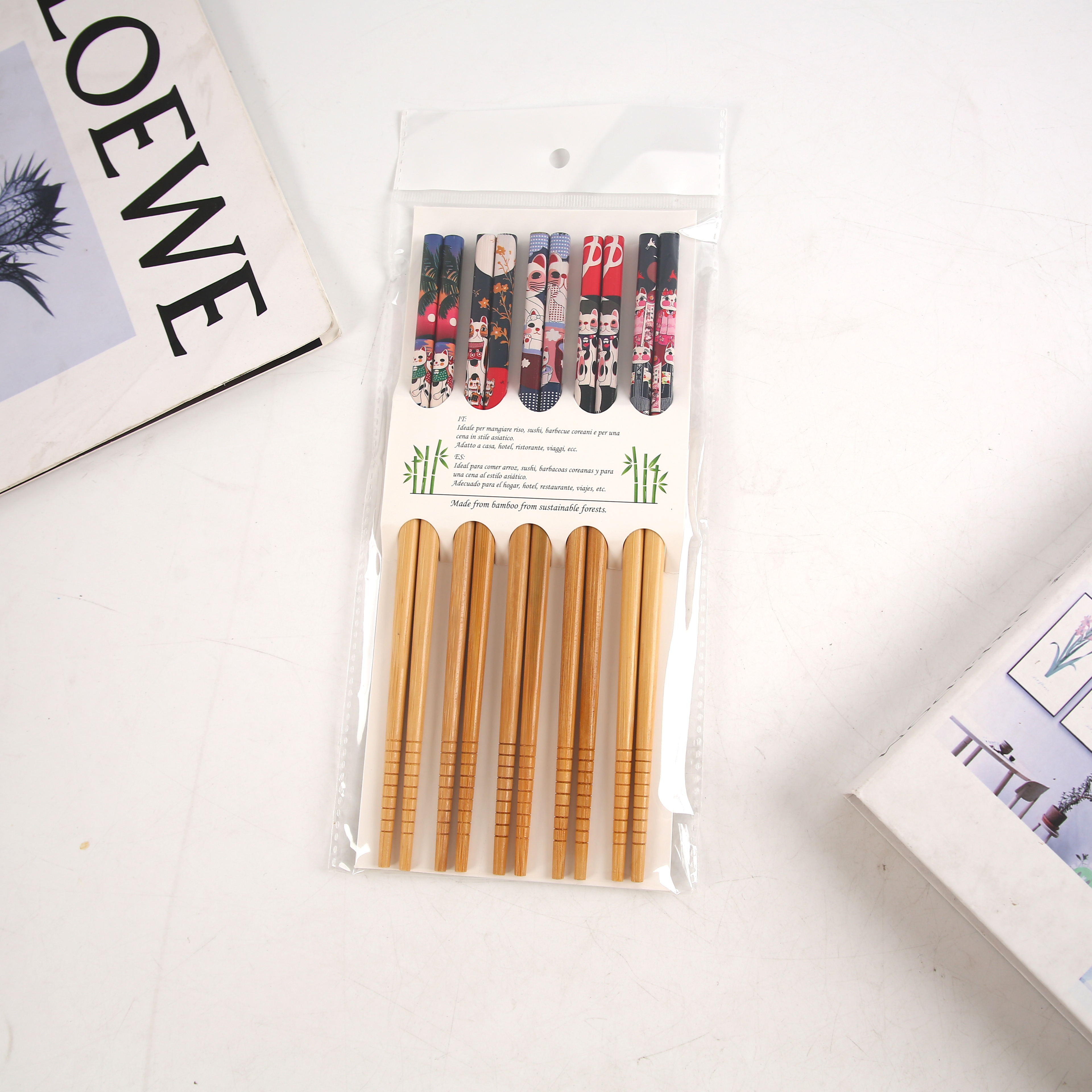 Manufacturers Direct Foreign Trade Domestic Sales Of Non-Slip Bamboo Chopsticks Wholesale Home Meal Chopsticks Set Application Scenario