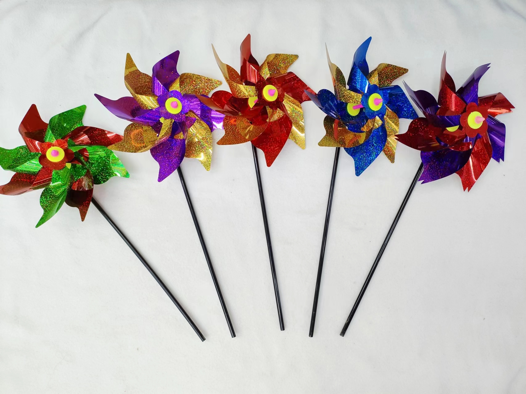 F18 Laser Windmill Outdoor Park Decoration Mini Flashing Rotating Windmill Toy Golden Egg Winning Prize Traditional Nostalgic Children's Gift Traditional nostalgic toy details Picture