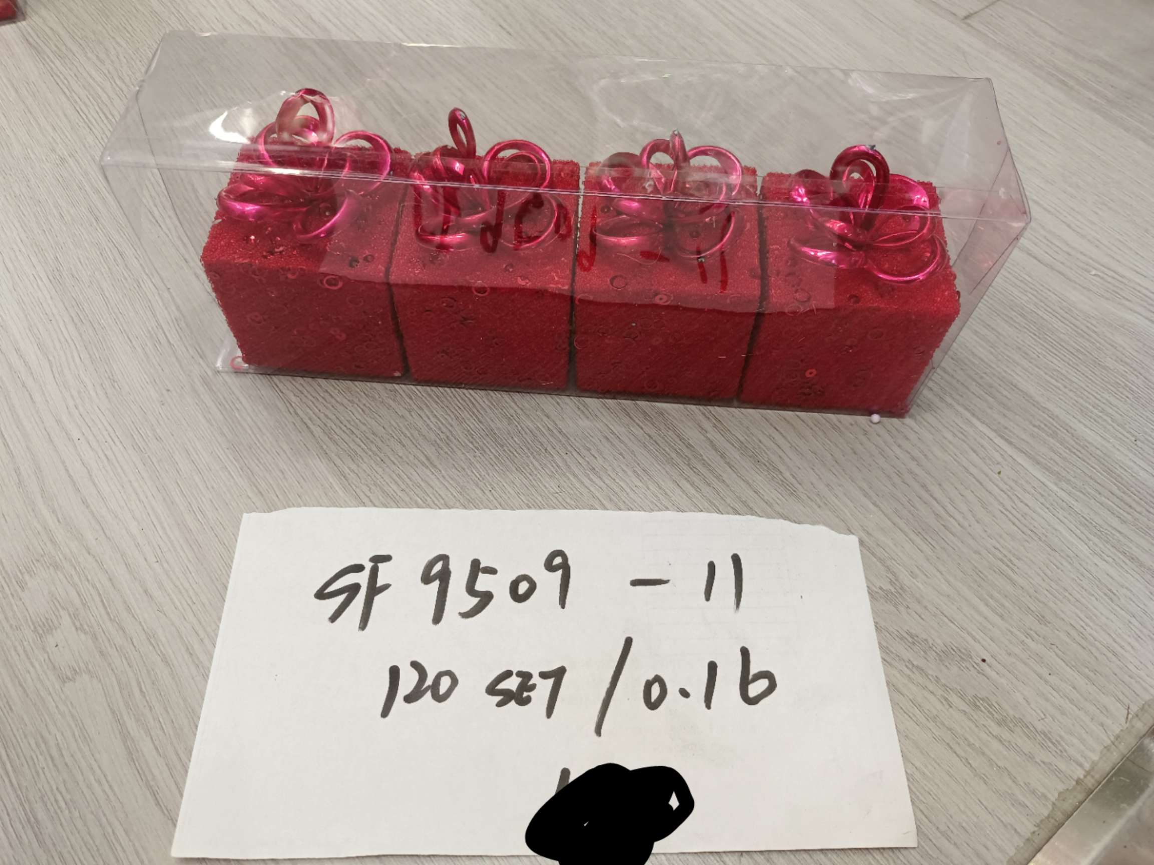 金色烛台工艺品 铁艺墙挂钩装饰 托盘摆件 盘子支架 金属饰品盒 精致礼品工艺摆件 美观实用产品图