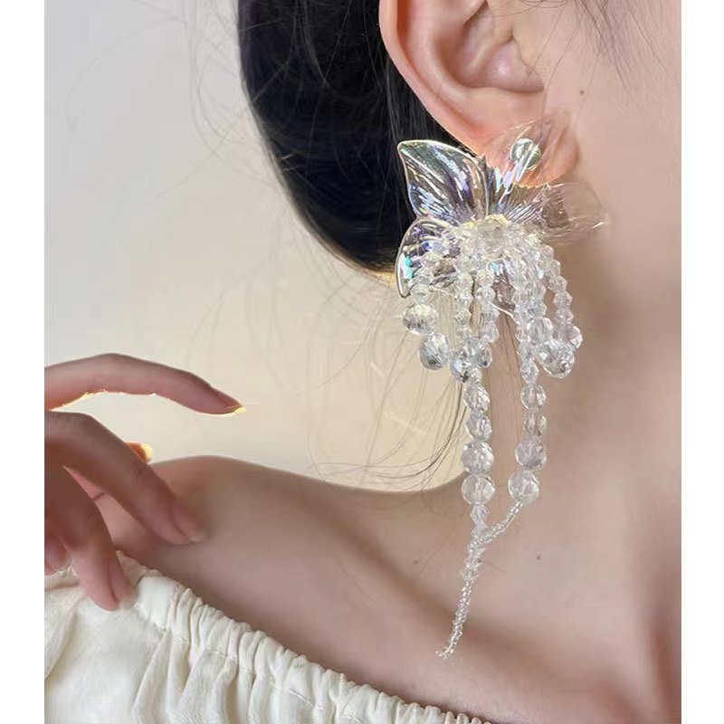 夸张水晶蝴蝶耳饰 精致女士饰品 优雅耳环设计 时尚潮流耳饰款式