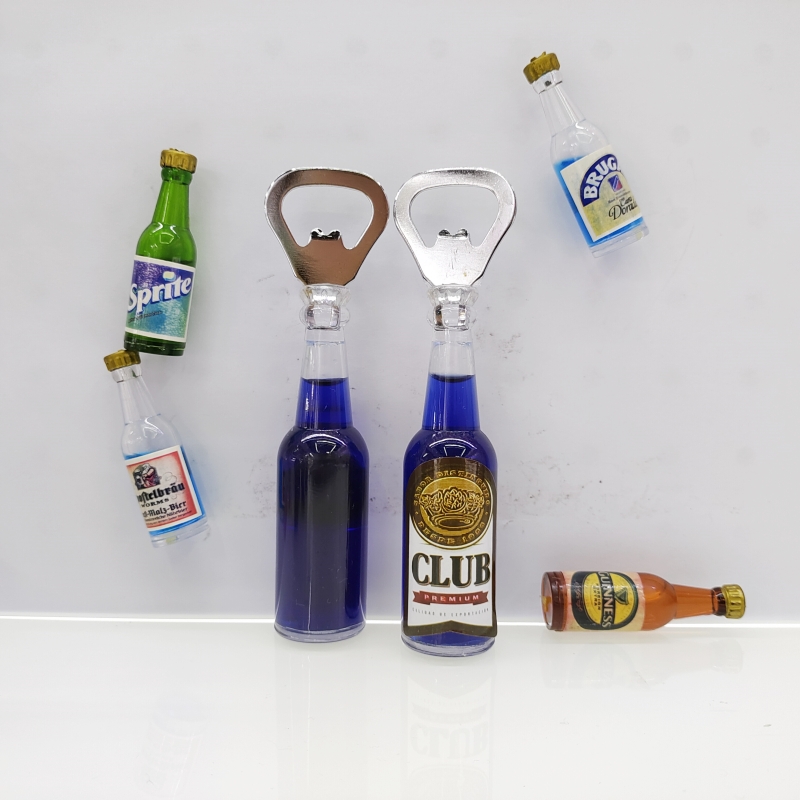 Practical bottle opener, simulated wine bottle, fridge magnet, bar fun decoration, home decoration, advertising promotion event, gift, Zhehui Craft 01