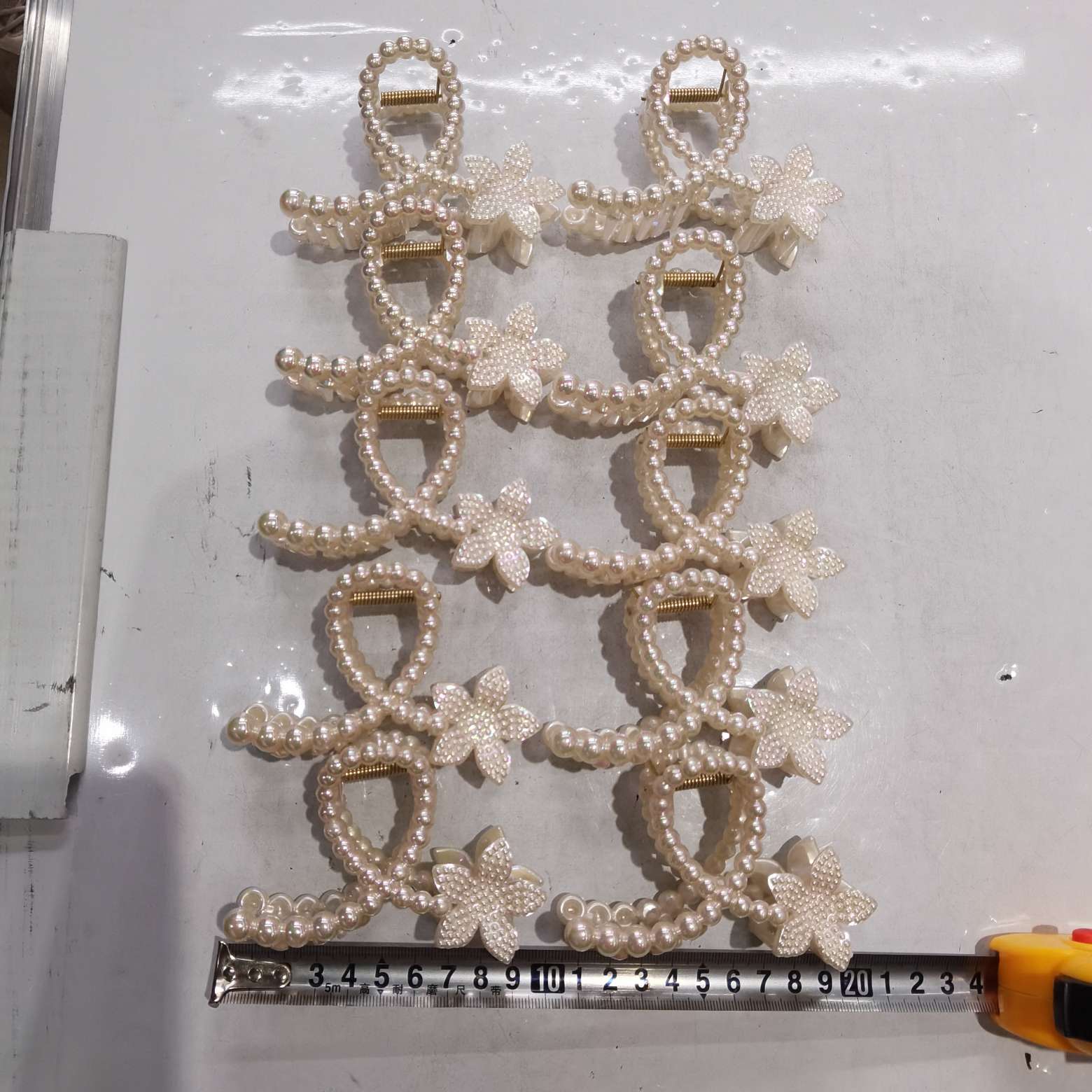 11 cm Mermaid princess pearl fish tail new Korean high-end style hair clip New super ethereal and beautiful back head elegant updo simple shark clip hair clip headwear details Picture