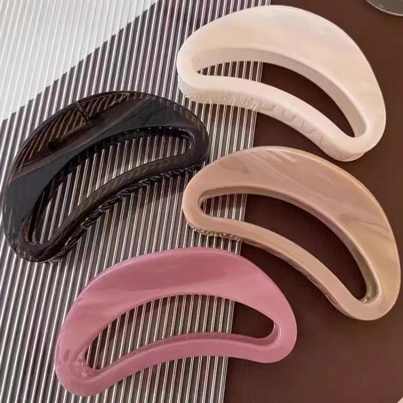Large black shark clip, high-end hair clip, women's back head 2023 new summer hair clip headwear, creative hair accessory, hair clip