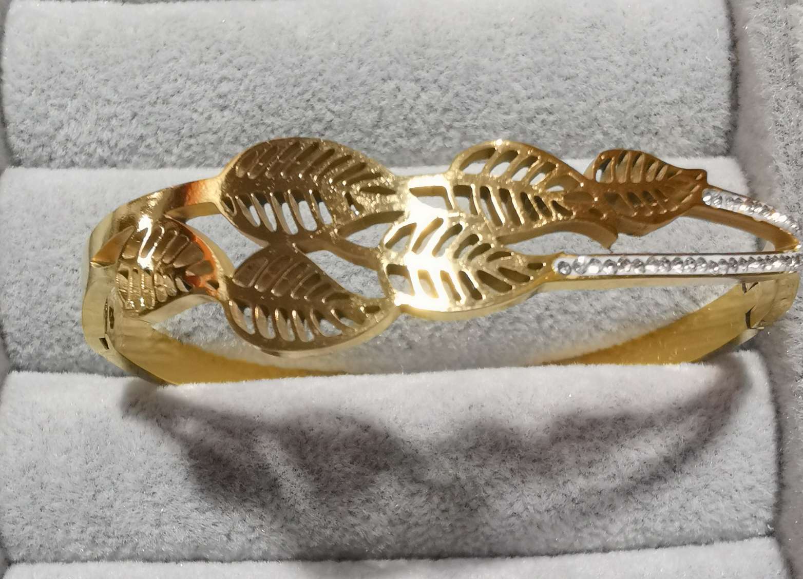Bracelet