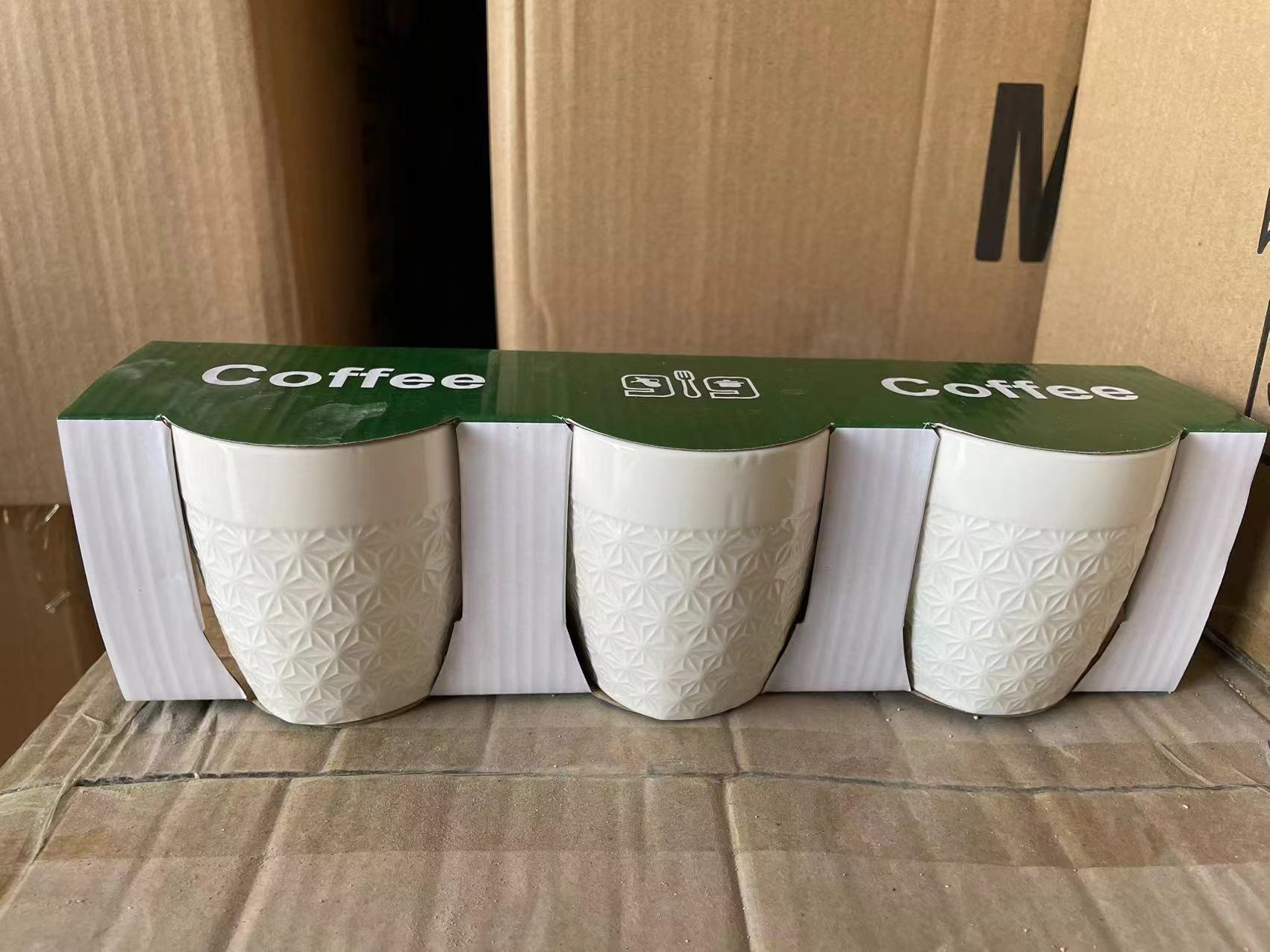 Three ceramic cups in a card box, mugs, essential quality household items, multi-functional practical household goods, and other small household items for daily life in one stop details Picture