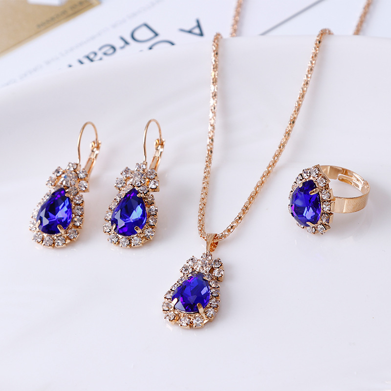Direct sales from the manufacturer of European and American personalized water drop and diamond necklaces, earrings, rings and sets, shining bridal accessories details Picture