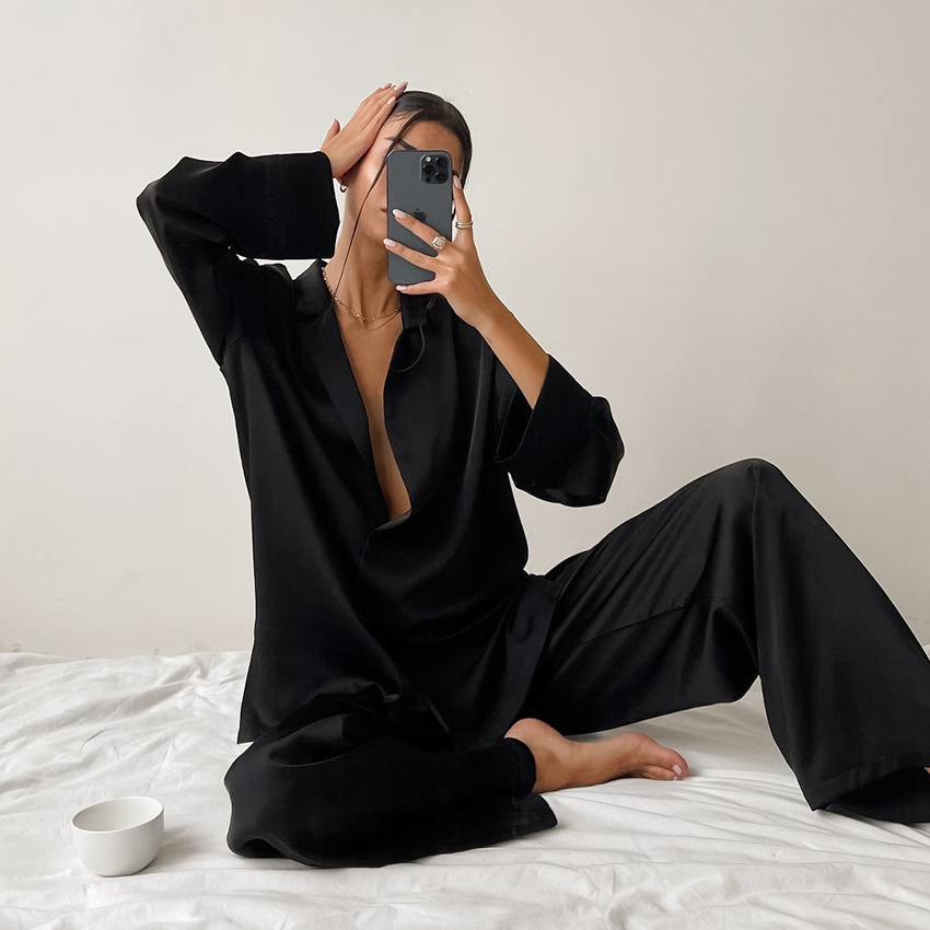 Original Soft And Cool Two-Piece Set Of French Casual Cardigan Plus-Size Ice Silk Pajamas For Women Fashion Loose Ladies Spring Home Wear details Picture