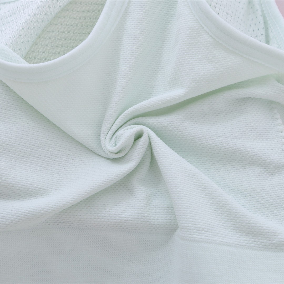Girly light colored tie triangle fixed cup with extended shoulder strap breathable girly growth growth cotton vest Application Scenario