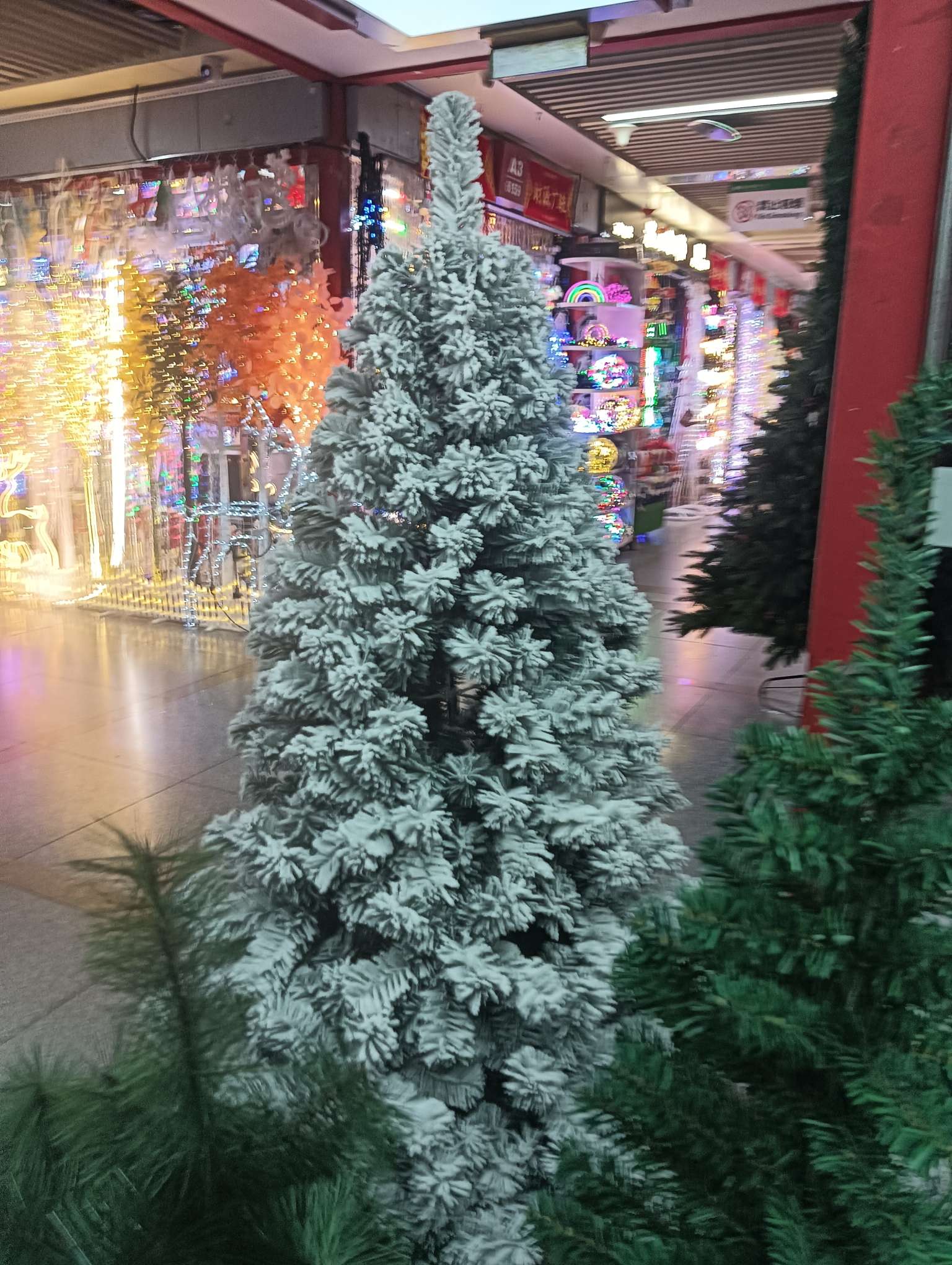 办公室文化节日用品 圣诞树礼品套装 圣诞帽子装饰 圣诞节氛围布置品产品图