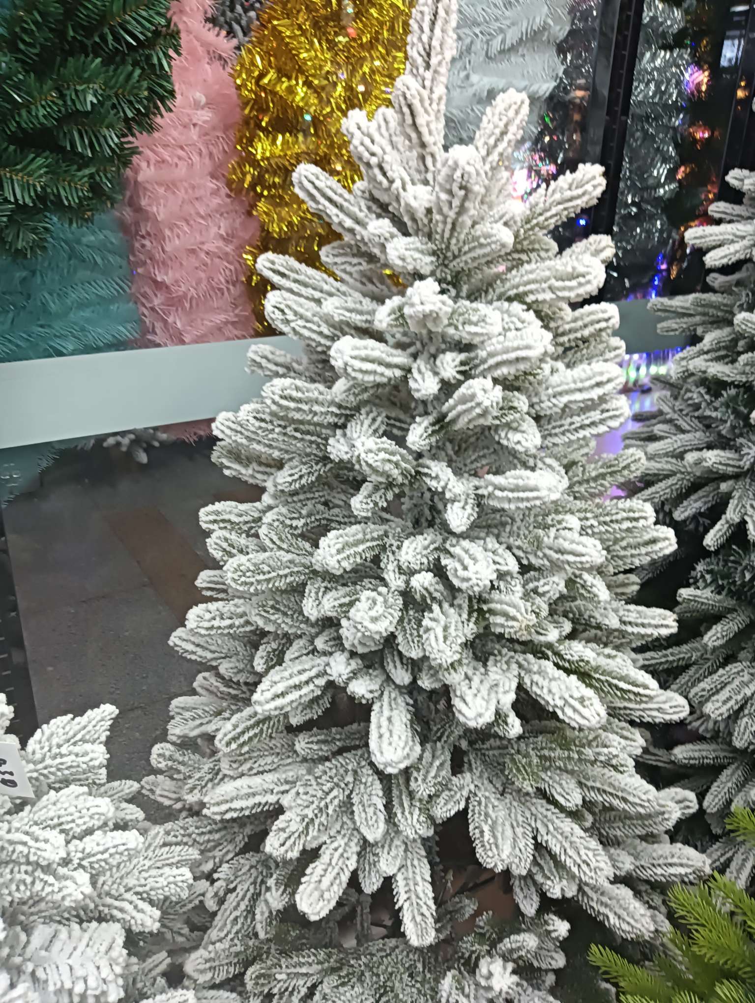 Office Christmas gift sets, Christmas trees, Christmas hats, cultural supplies, festive atmosphere decoration items details Picture