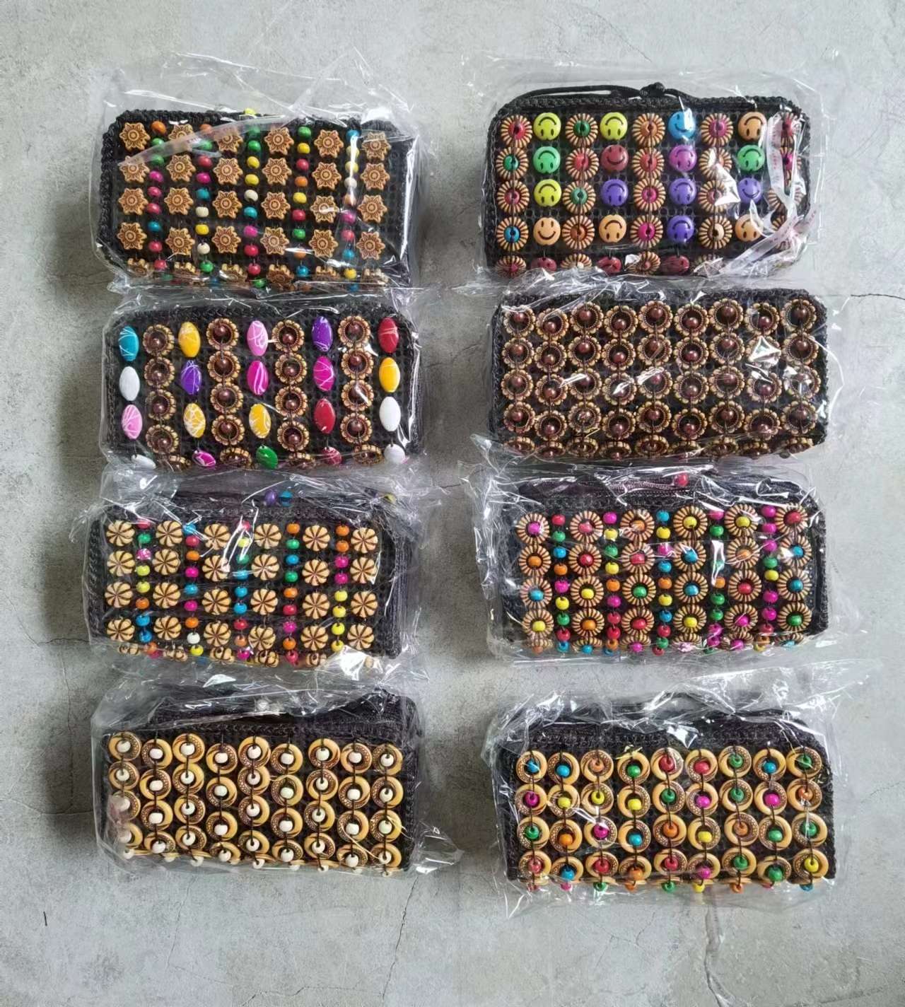 木质工艺品实物图