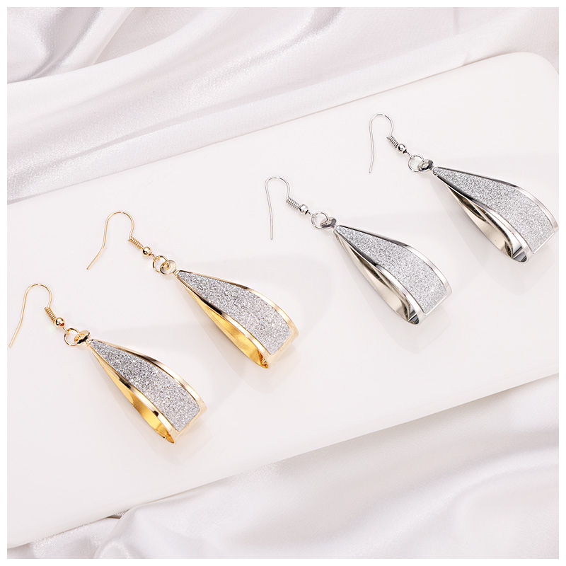 Europe And The United States Popular Earrings Three-Dimensional Small Water Drop Frosted Sticker Earrings Cross-Border Domestic Sales Foreign Trade When Meida Jewelry Item Picture