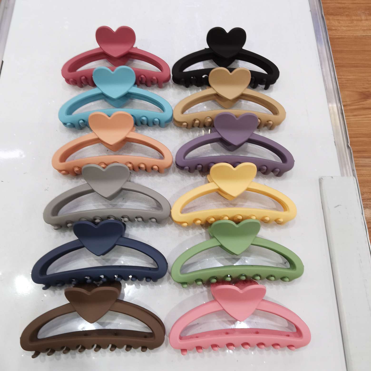 13 cm spring and summer macaron rubber with over twelve color series. Light colors for spring and summer, making hair look more prominent in photos. New hairpin headwear detail image 4