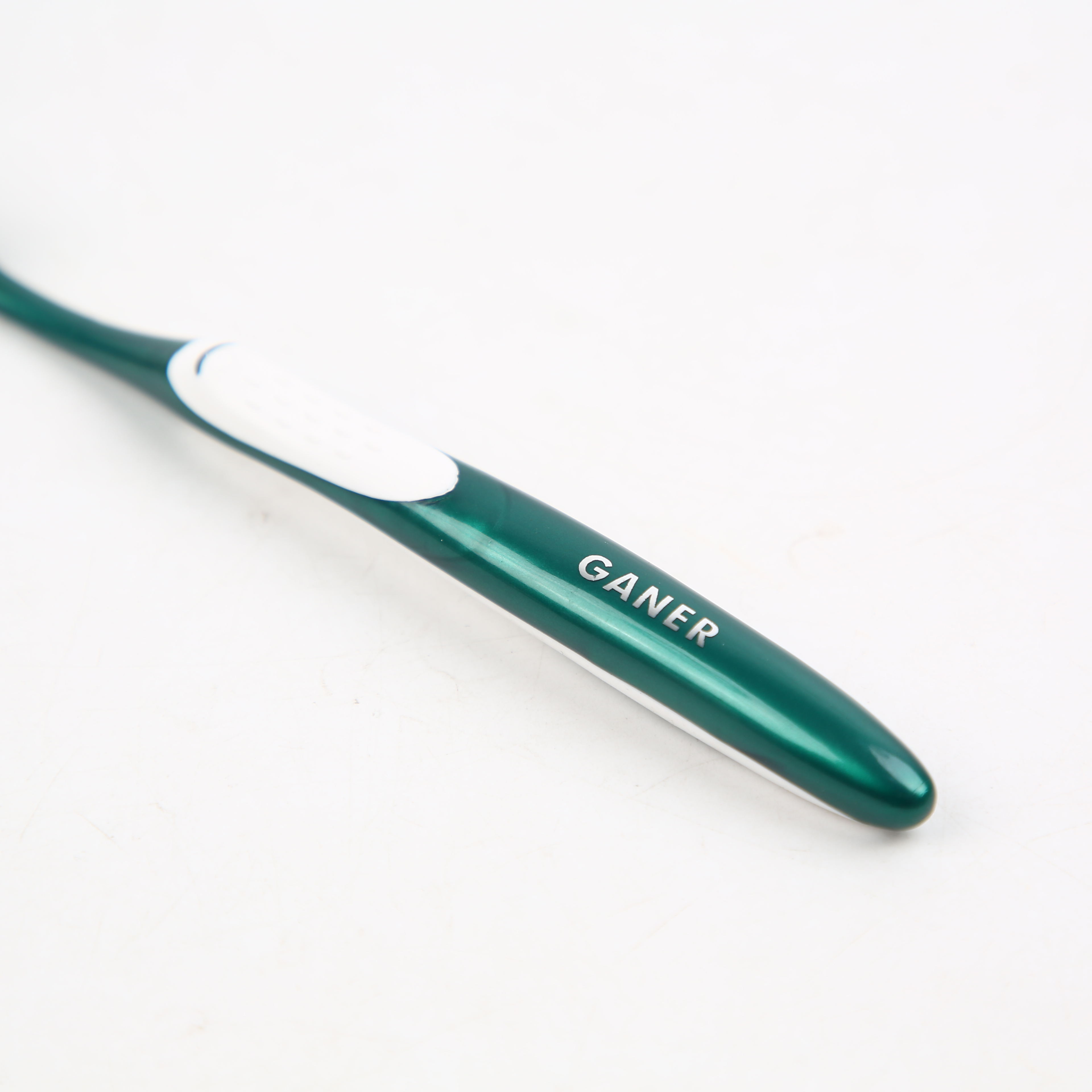 Free Delivery Carnier A61 Toothbrush Soft Core Double Sharpened Fine Soft Silk Deep Clean Tooth Seam Non-Slip Handle Application Scenario
