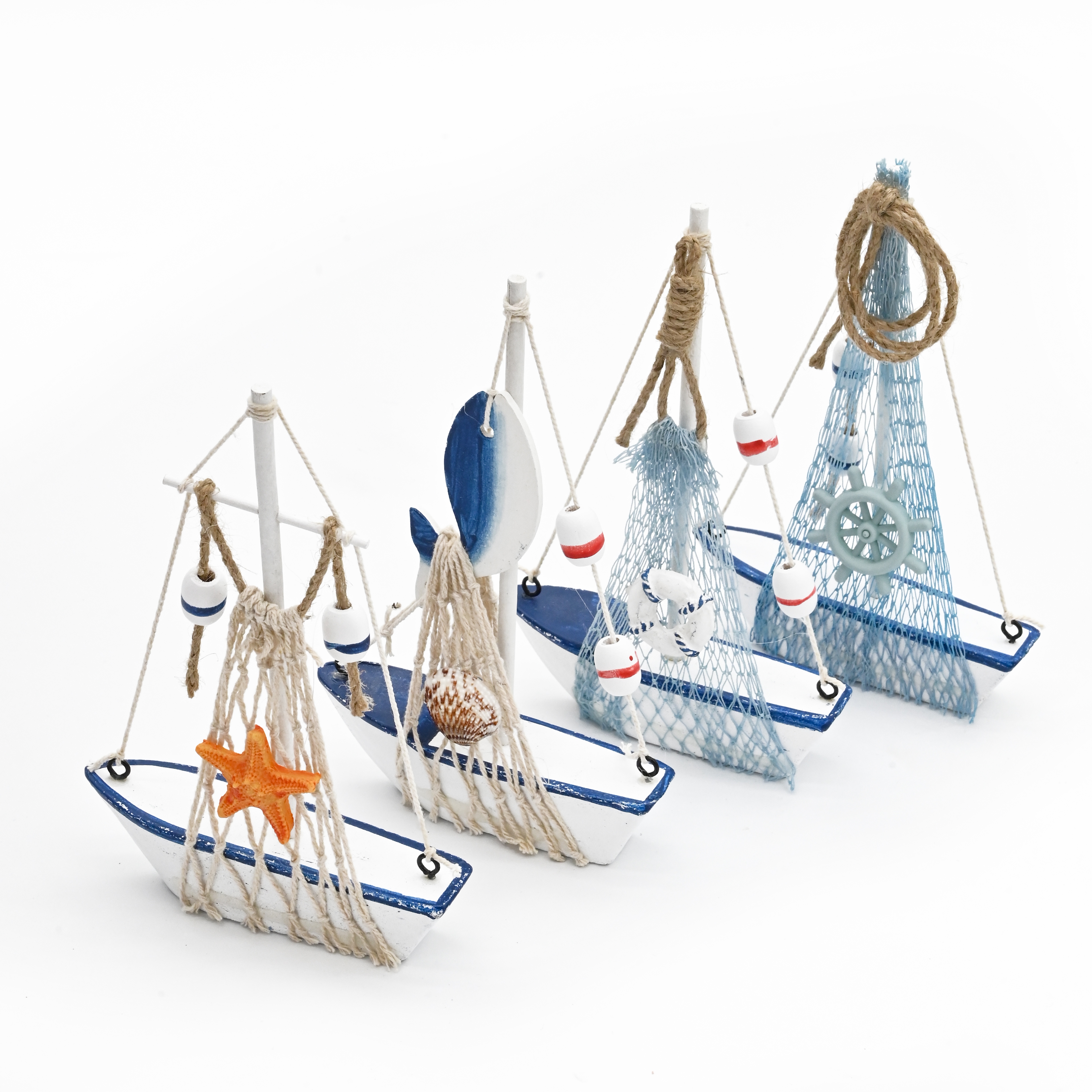 Mediterranean sailing boat model decoration, smooth sailing, aged small wooden boat home creative table decoration