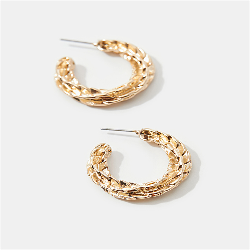 饰品/耳饰/耳钉/珍珠耳钉/无骨耳环产品图