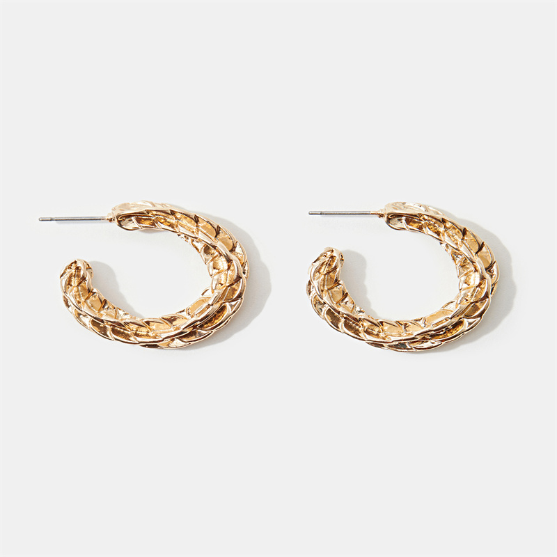 饰品/耳饰/耳钉/珍珠耳钉/无骨耳环白底实物图