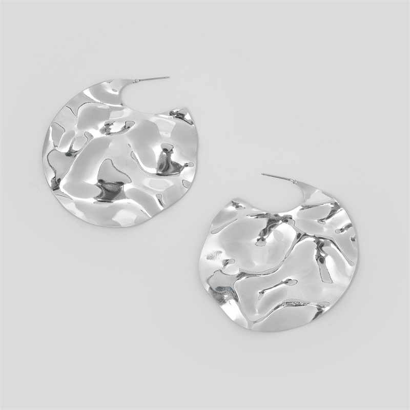 饰品/耳饰/耳钉/珍珠耳钉/无骨耳环白底实物图