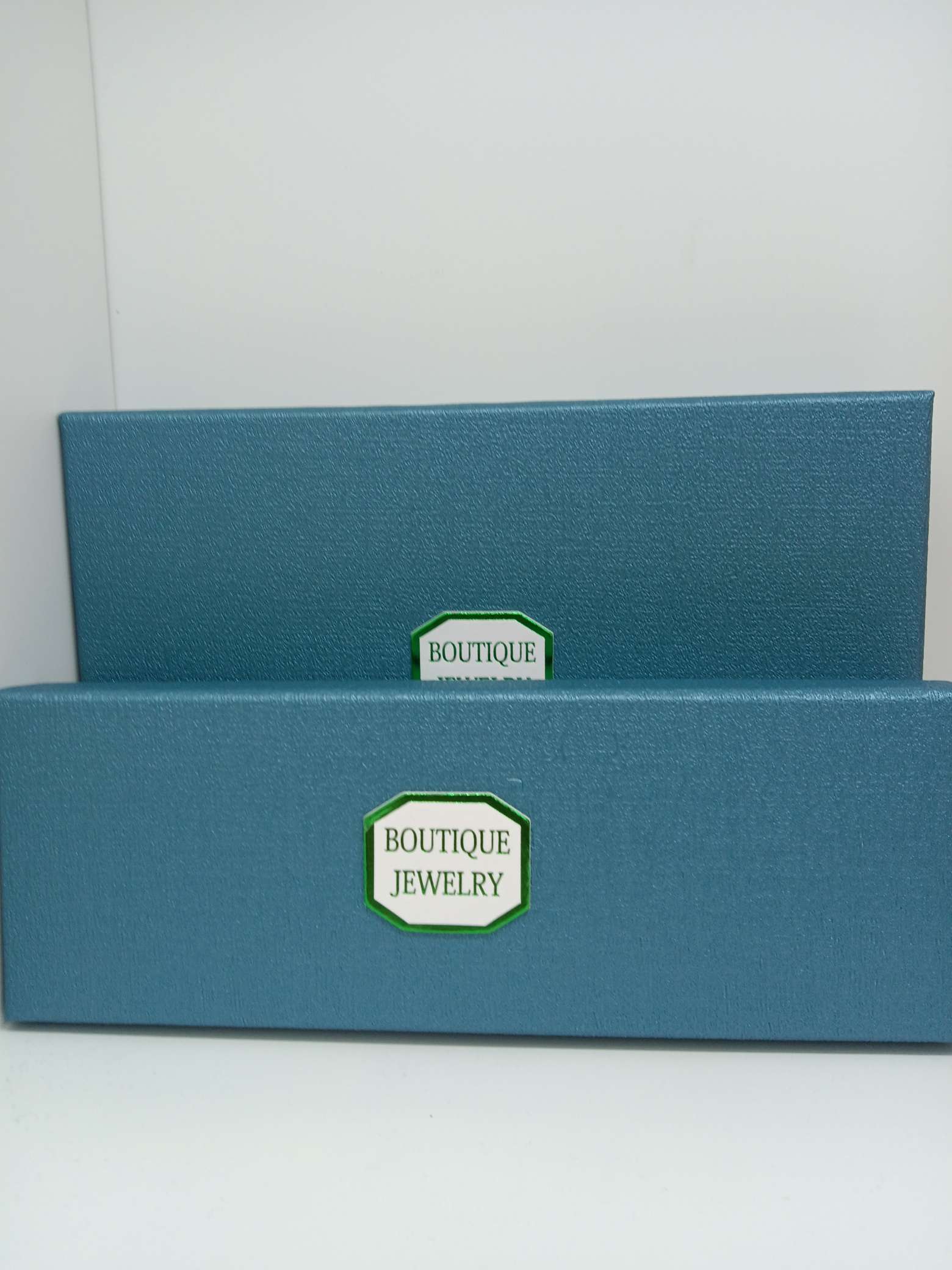 Pearl jewelry box, 6 pairs of stud cards, high-end jewelry packaging tray, elegant jewelry box design, exquisite stud display box packaging, pearl jewelry box details Picture