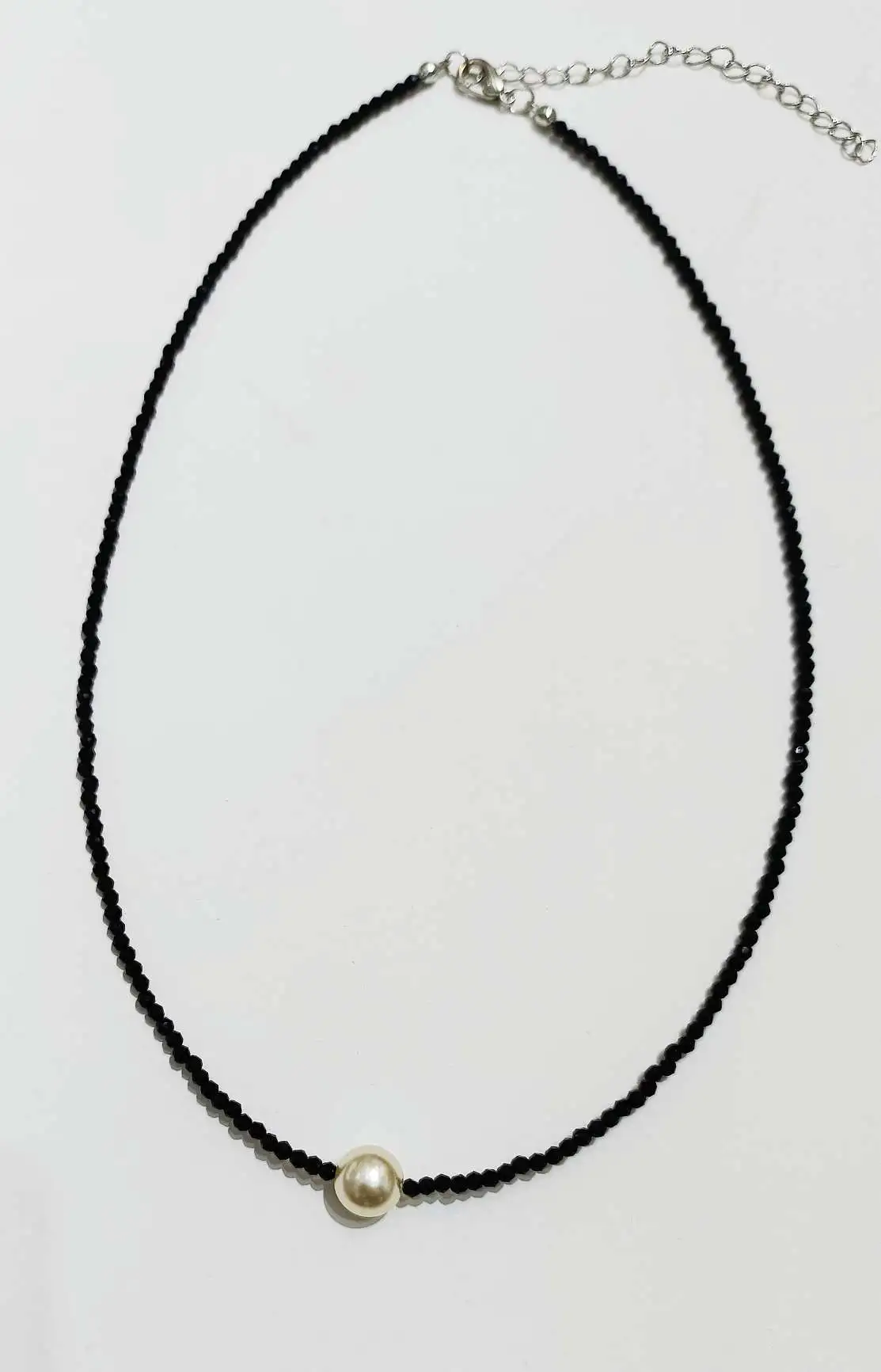 Pearl crystal necklace collarbone chain, light luxury and fashionable design accessory necklace, pearl necklace accessory detail image 4