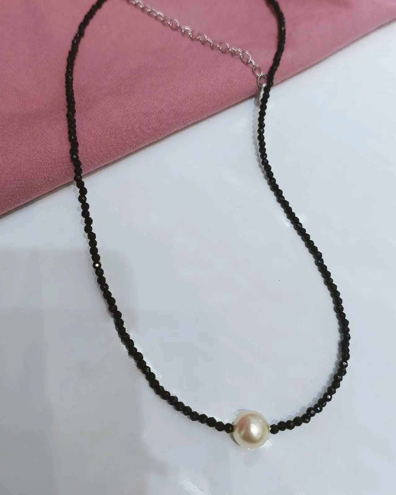 Pearl crystal necklace collarbone chain, light luxury and fashionable design accessory necklace, pearl necklace accessory detail image 3