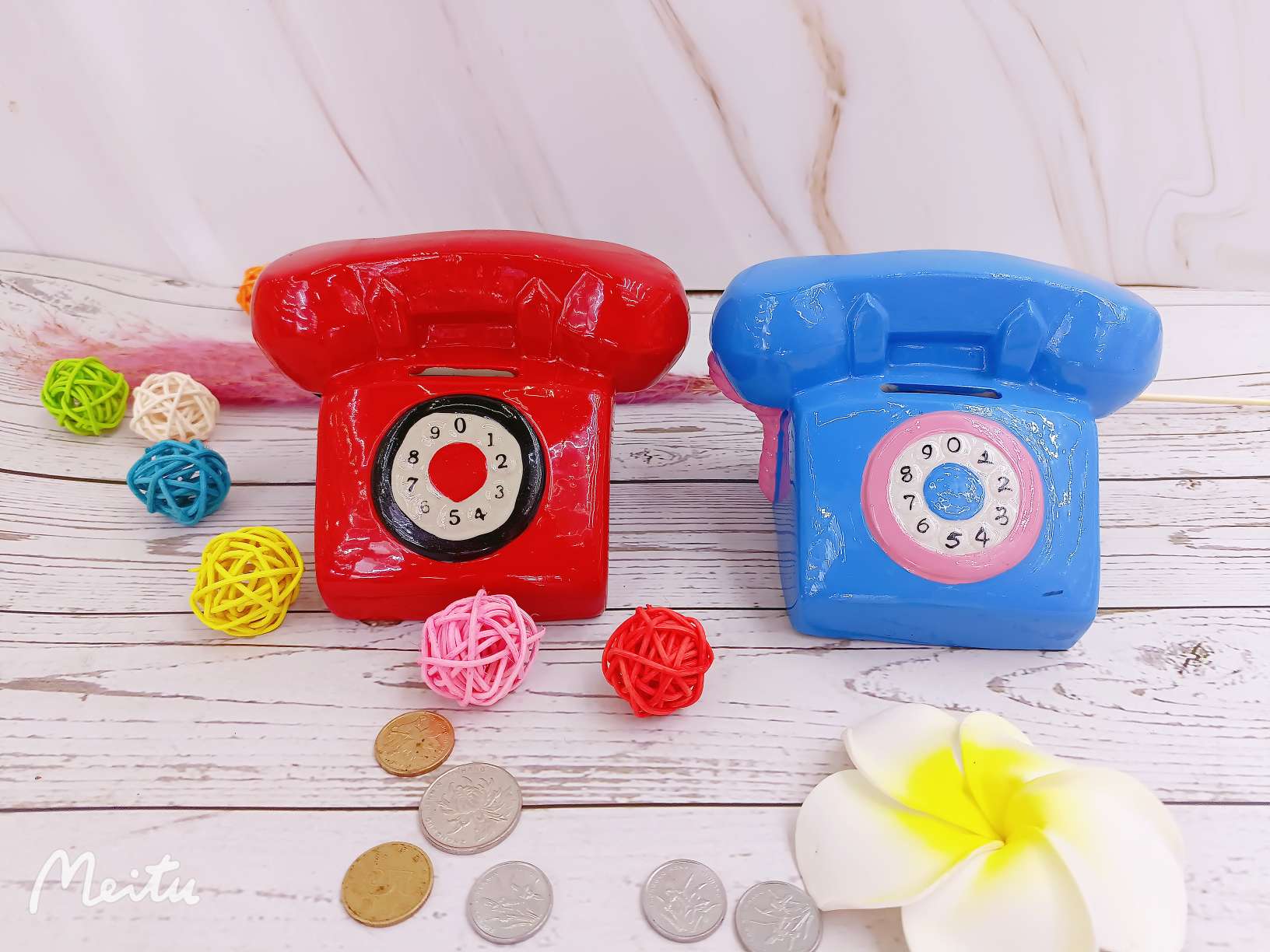 陶瓷存钱罐，电话亭陶瓷储蓄罐，家居摆件，学生生日礼品