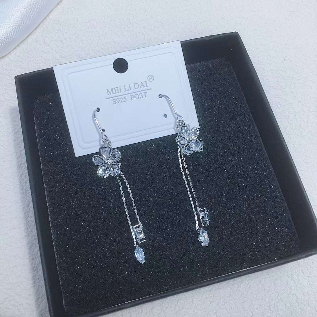 锆石耳环女银针花朵小清新长款流苏耳环