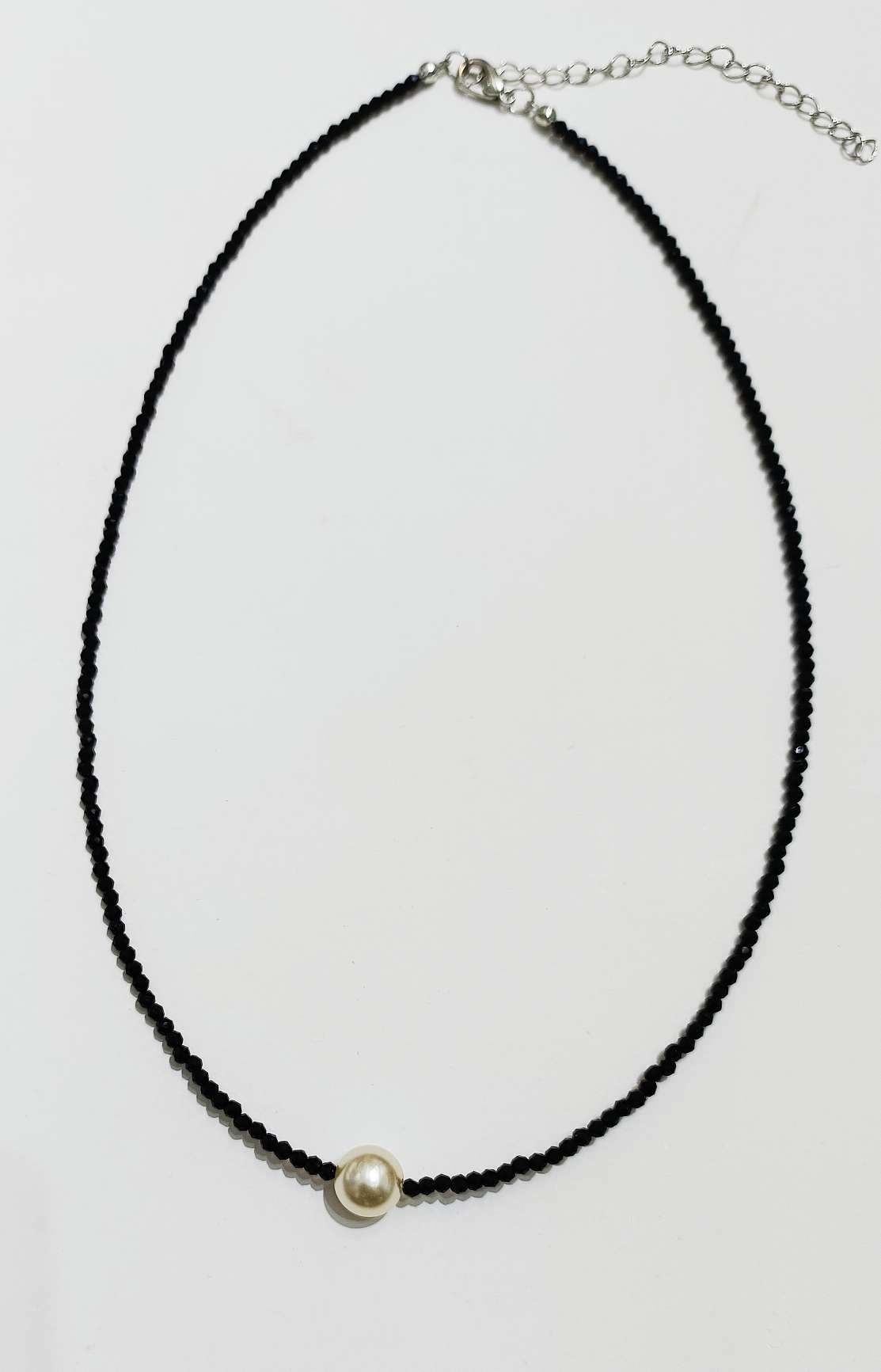 Pearl crystal necklace collarbone chain, light luxury and fashionable design accessory necklace, pearl necklace accessory Item Picture