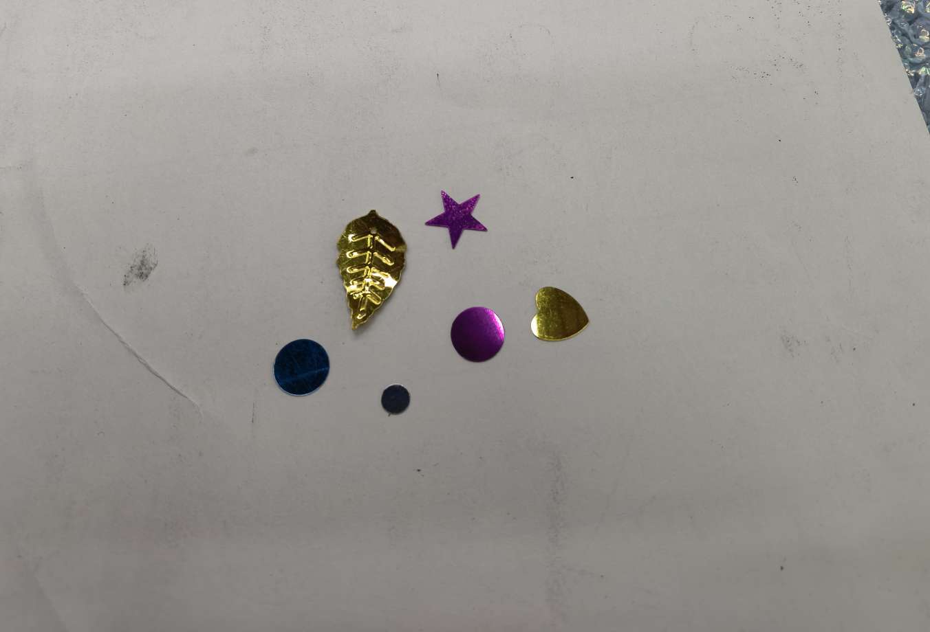 18X20 cream seven-color shell mixed color sequins, mixed jewelry accessories, Jincan 151 Item Picture