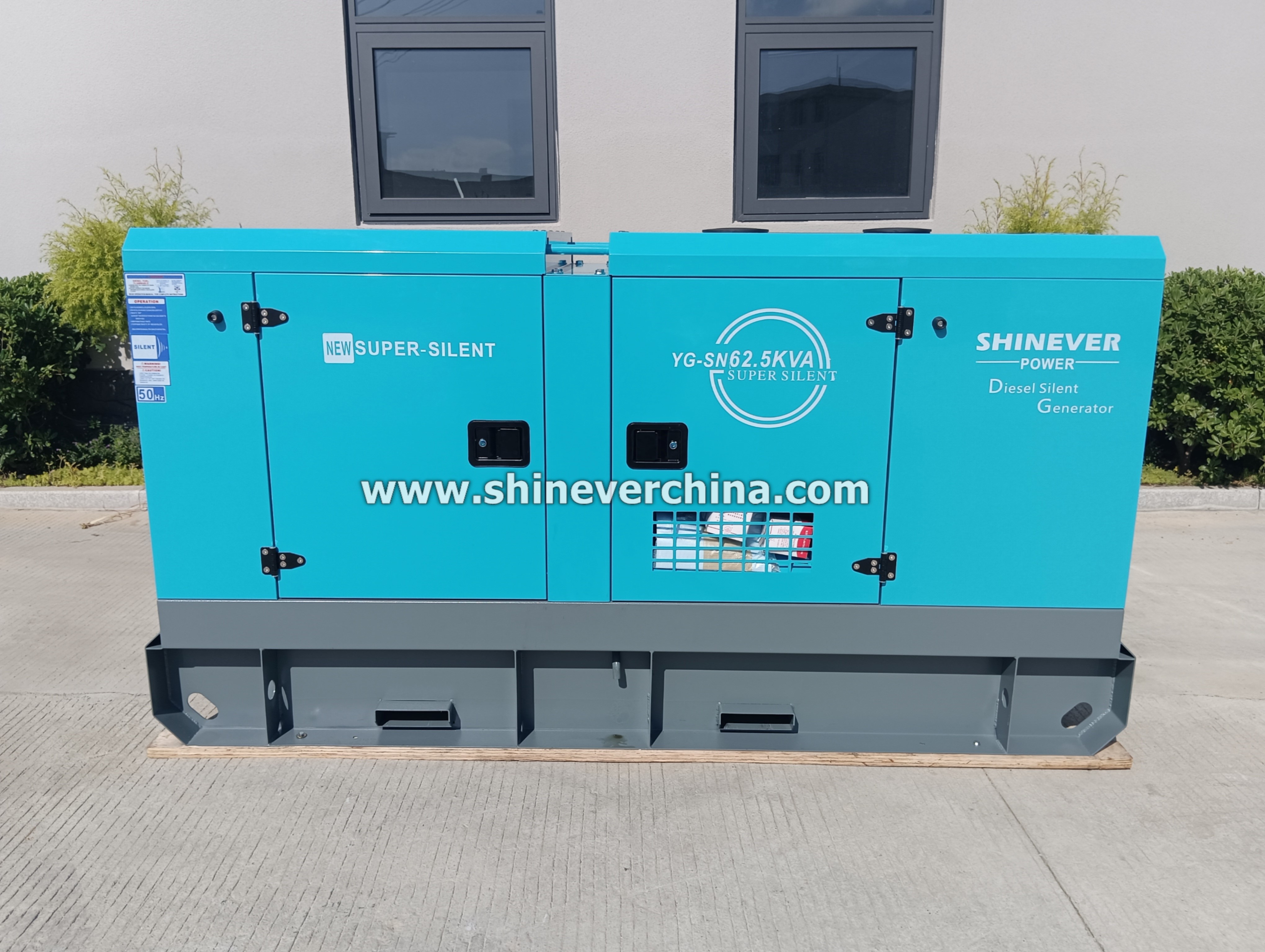 柴油发电机组实物图