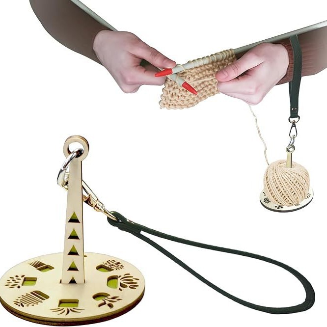 DIY Yarn stringer Amazon Portable Wrist Yarn Holder wooden portable Wrist yarn stand wooden products detail image 3