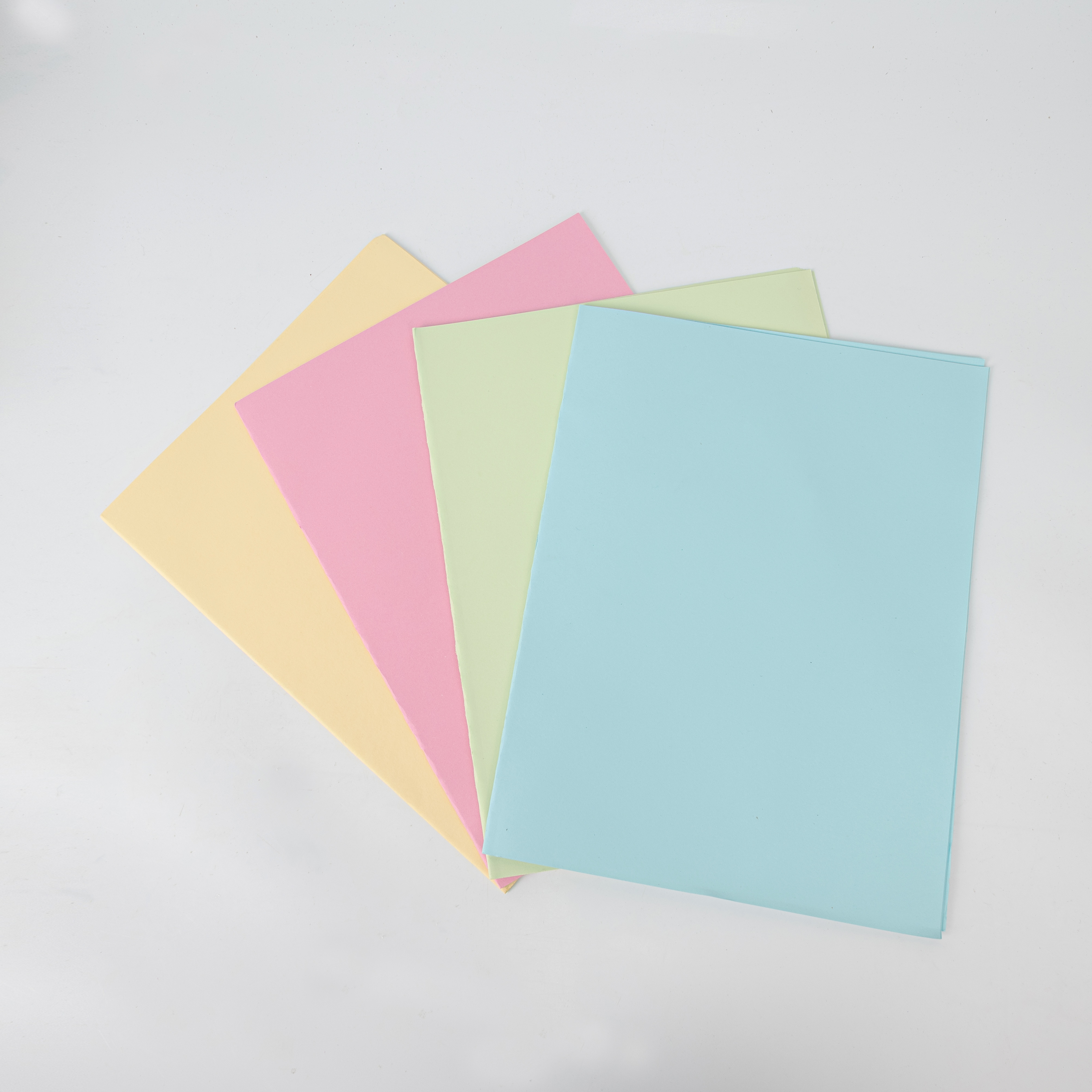 24X32cm Color Adhesive Paper 100 Application Scenario
