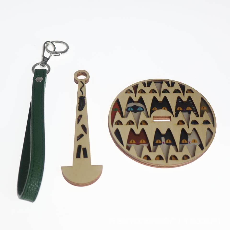 DIY Yarn stringer Amazon Portable Wrist Yarn Holder wooden portable Wrist yarn stand wooden products detail image 10