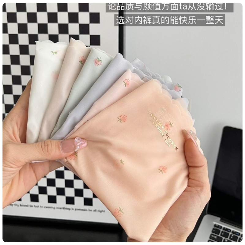 Six sets of strawberry summer ice silk ultra-thin seamless girls underwear waist breathable skin friendly women triangle shorts Specification drawing