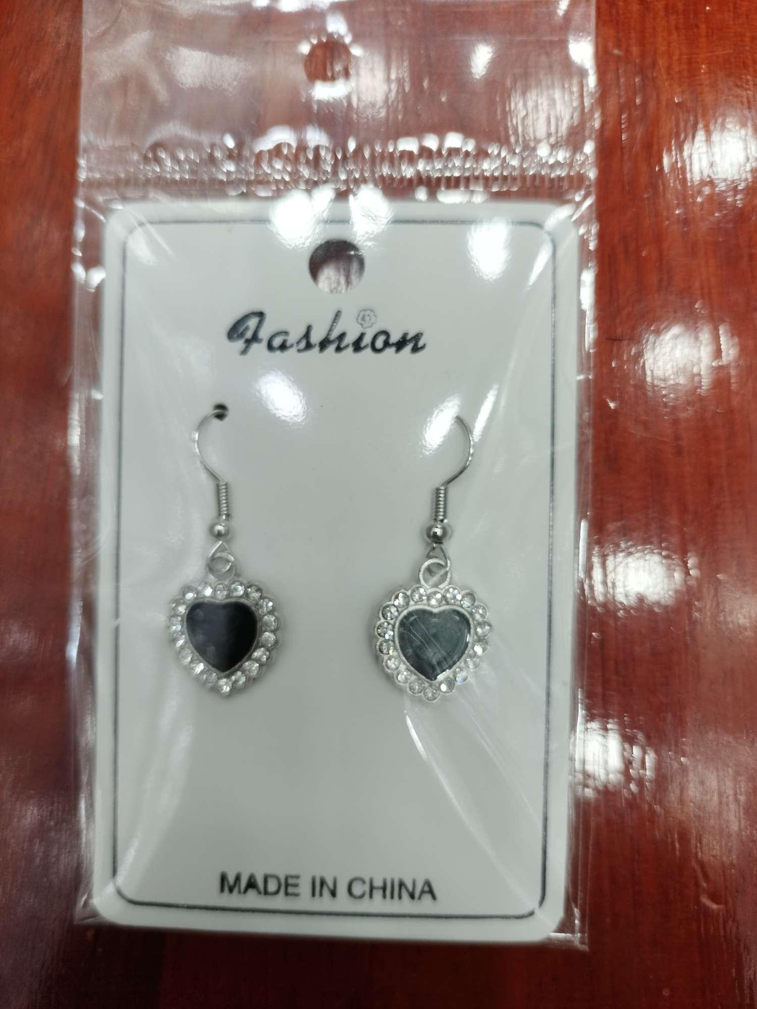 耳环合金耳饰 精致饰品 光泽 耳环女款时尚耳饰礼盒装耳环耳环