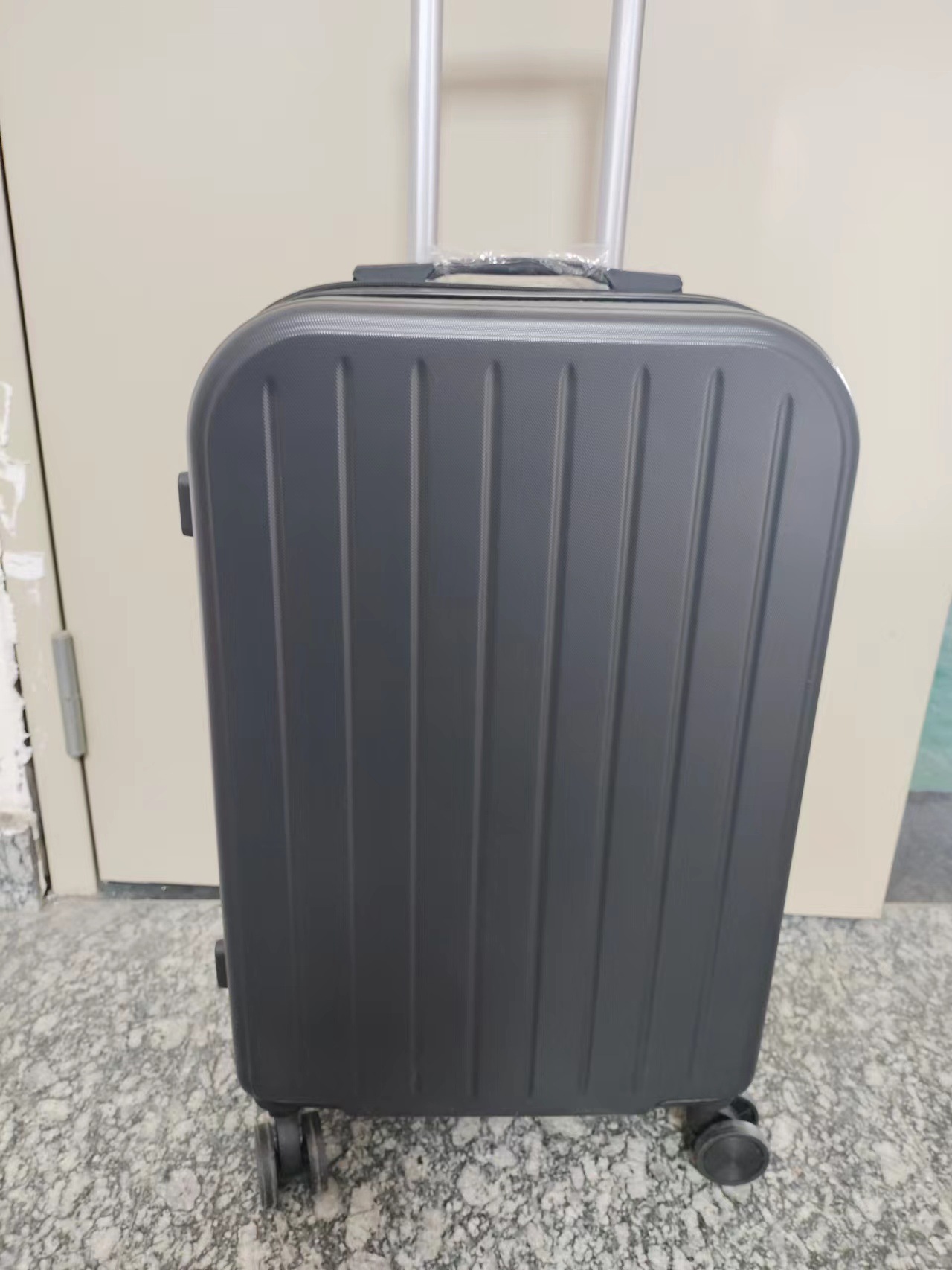 便携行李箱女学生20寸拉杆箱高颜值万向轮24寸铝框密码旅行箱批发18