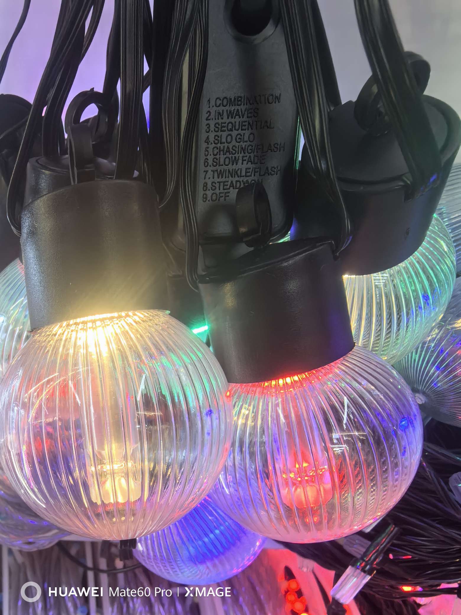 LED灯串照明饰品 室内发光树装饰 鈴噹灯串配件 LED洗地机 灯饰照明增添氛围 美观耐用产品图